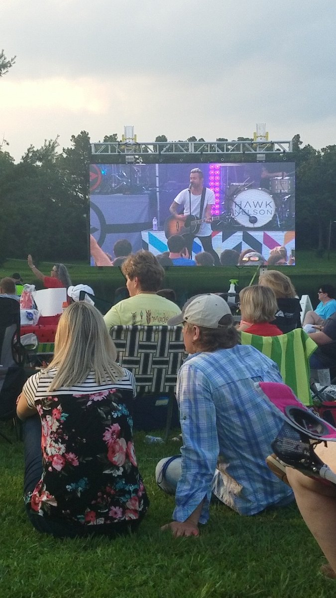 KayCee🧃 tweet media