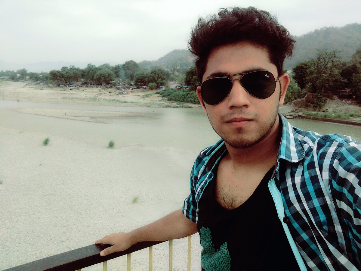 raydhack's tweet image. An adventurous trip to Haridwar. The interesting thing about this trip was i went to Haridwar all alone #adventureon7continents #raydhack😍