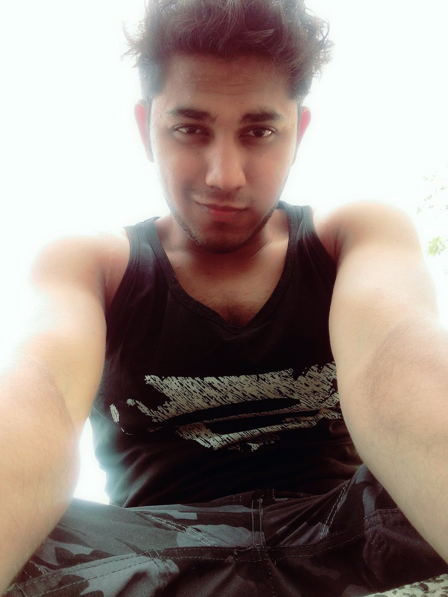 raydhack's tweet image. An adventurous trip to Haridwar. The interesting thing about this trip was i went to Haridwar all alone #adventureon7continents #raydhack😍