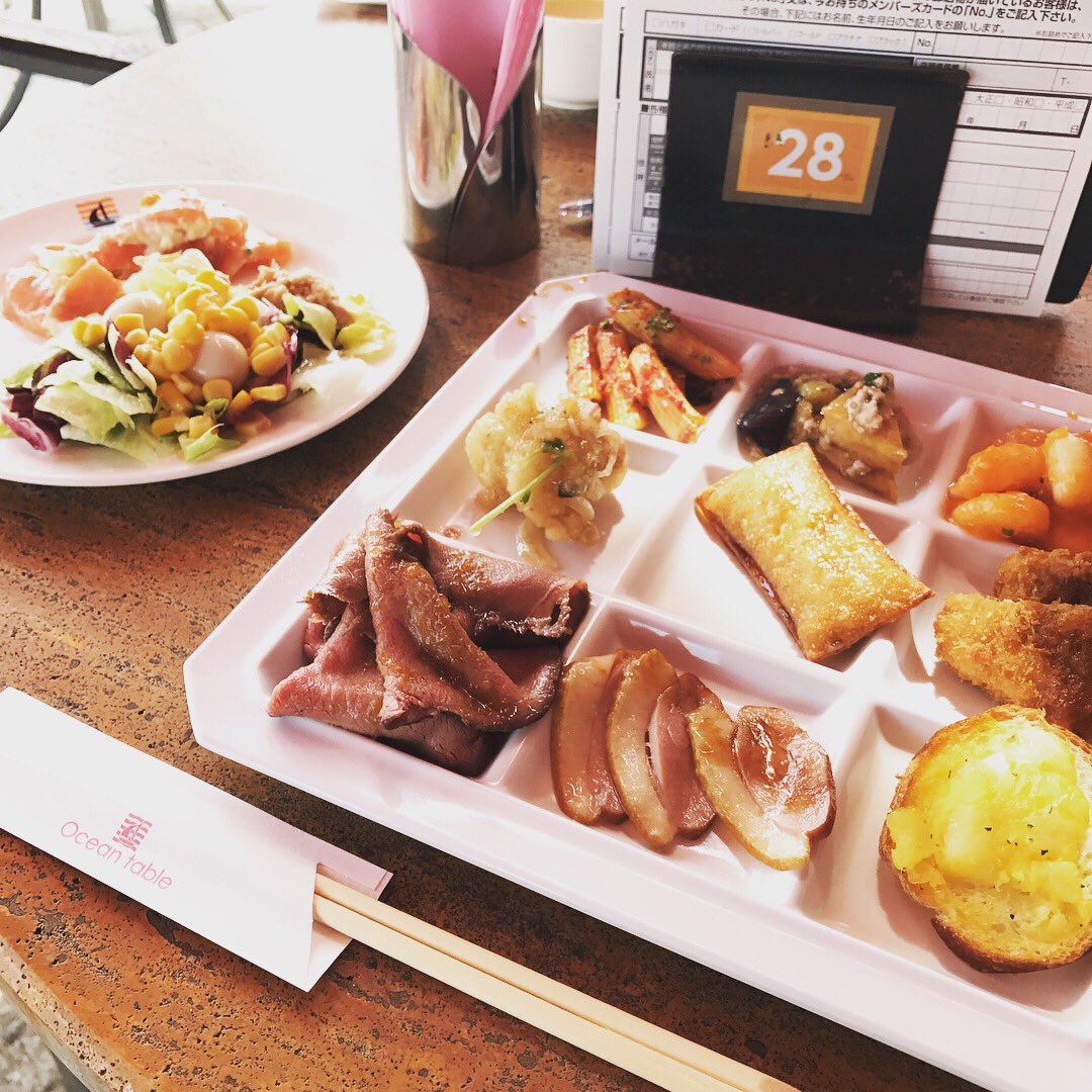 ট ইট র ひろ 遅めのランチ Ocean Table オーシャンテーブル ランチ ランチビュッフェ 千葉みなと テラス席 千葉みなと