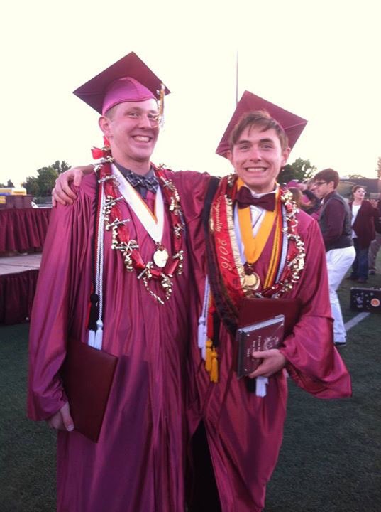 DBardgett's tweet photo. Ay lemme shout out to my homie @TRekdahl_12 real quick for coming into this world as a great man 19 years ago today. Keep on rockin brutha✌🏽 https://t.co/jcAUo2qekM