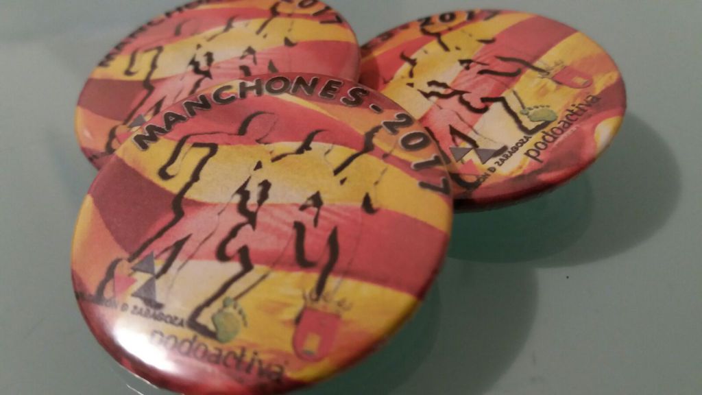 Manchones2017's tweet photo. Dorsal corredores y chapas https://t.co/tA9WMZMwgr https://t.co/9GBm5EHUeP