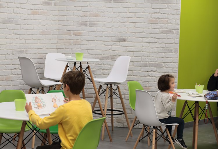 ¡Gracias a <a href="/compartemimoda/">Patricia Fernández Ordiz🌟</a> por este artículo sobre el nuevo <a href="/supermasymas/">Supermercados masymas</a> en #intuAsturias y el cuento <a href="/claraypepo/">Claraypepo</a>!  compartemimoda.es/2017/07/clara-…