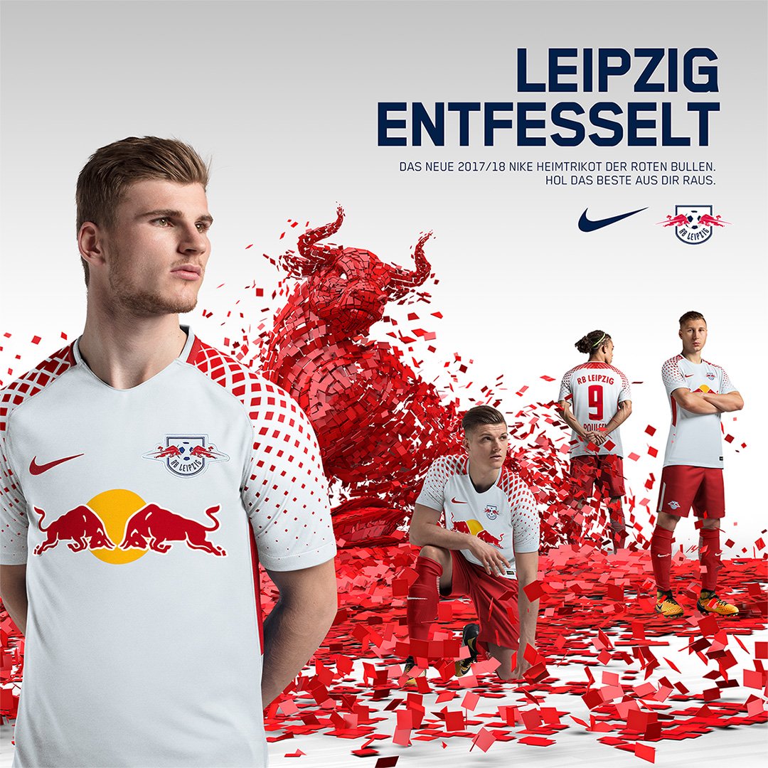 Die rb leipzig trikots 2020 verkaufen sich seit dem rasanten aufstieg aus der oberliga nordost sehr gut und die zögere also nicht und bestelle dir noch heute das neue rb leipzig trikot preise vergleichen und günstig kaufen bei idealo.de 22 produkte große auswahl an marken bewertungen & testberichte. Rb Leipzig Trikot 21/22 . RB Leipzig в Twitter: "👉 Das Trikot geht heute in den ...