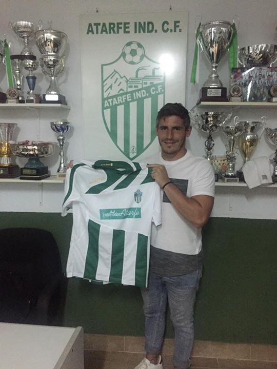 El Portero <a href="/javiliyo91/">javi zambrano</a> Zambrano ficha por el <a href="/Atarfe_cf/">ATARFE INDUSTRIAL CF</a>
👤 Francisco Javier Zambrano Bohórquez
📅 26 Años
📊 12 Partidos con <a href="/GuadixCF/">Guadix C.F.</a> 16/17