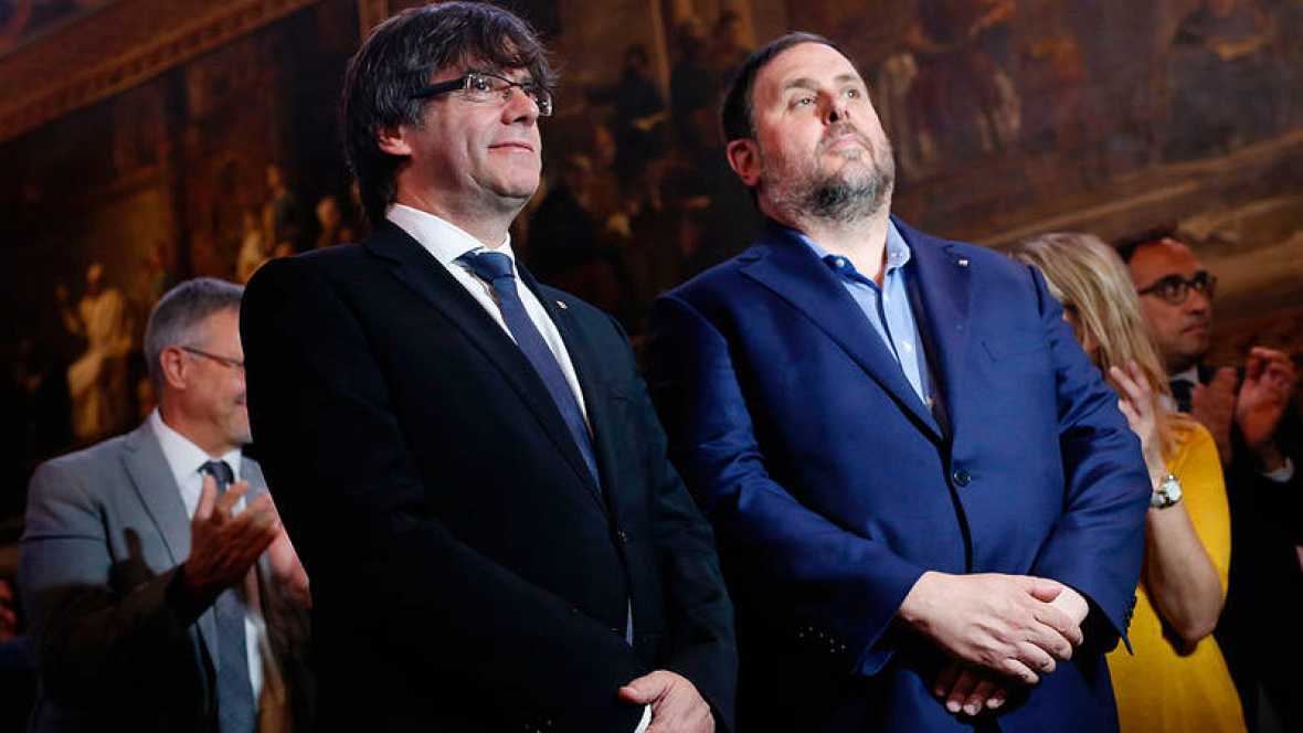 rtvenoticias's tweet photo. La Generalitat prevé en su hoja de ruta una Constitución redactada de forma asamblearia https://t.co/FJ0dnbzFyg https://t.co/Z6WLDUietl