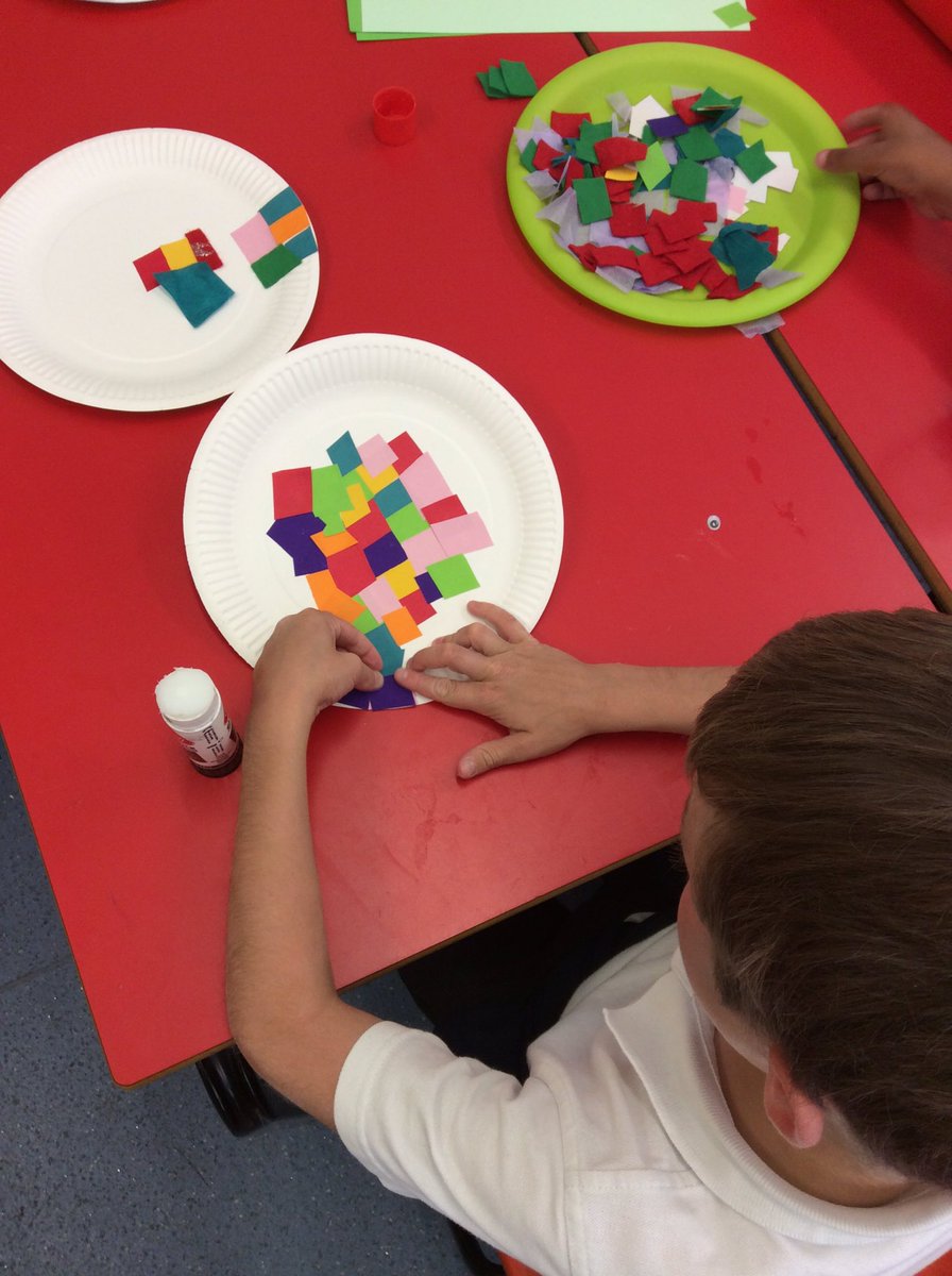 Miss_Wheatcroft's tweet image. Decorating our snail shells this afternoon!