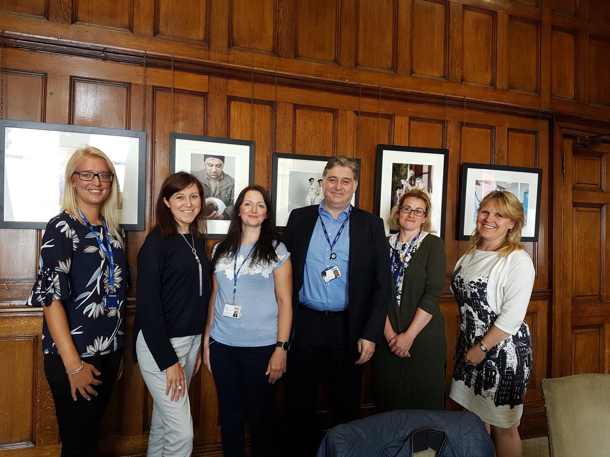 Katya_Co's tweet photo. Great to meet with Chief Exec @bradfordmdc to discuss #SignsOfSafety & other things important to #Bradford & #FLE2017 @kersten_england https://t.co/XJbTBY0iVl