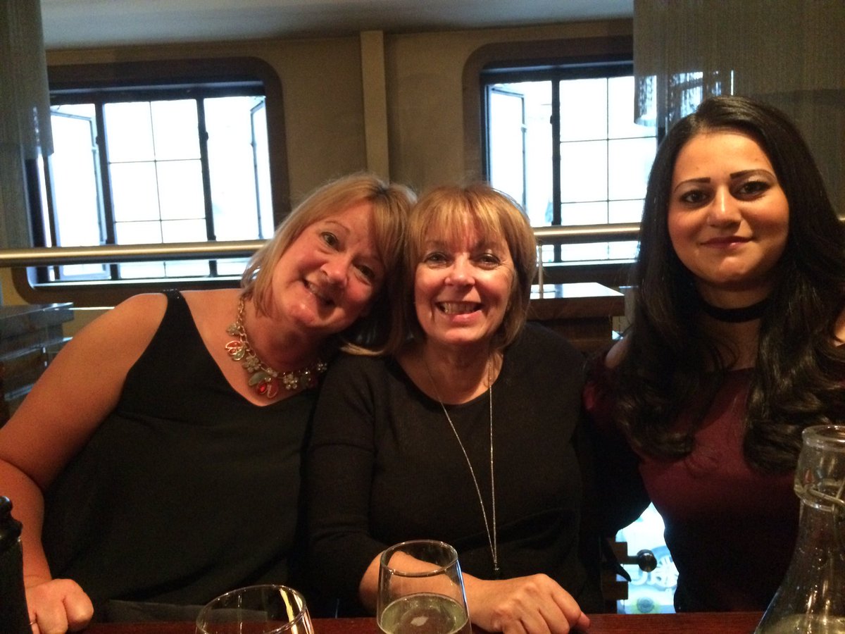 seaview_ps's tweet photo. @ScottHaxton and us 😉#middleofthetable can't leave us out 👍 https://t.co/ISWSfL5oMC