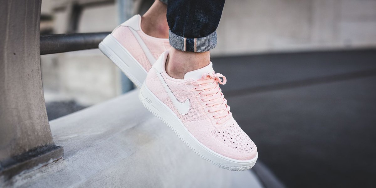 flyknit air force 1 pink