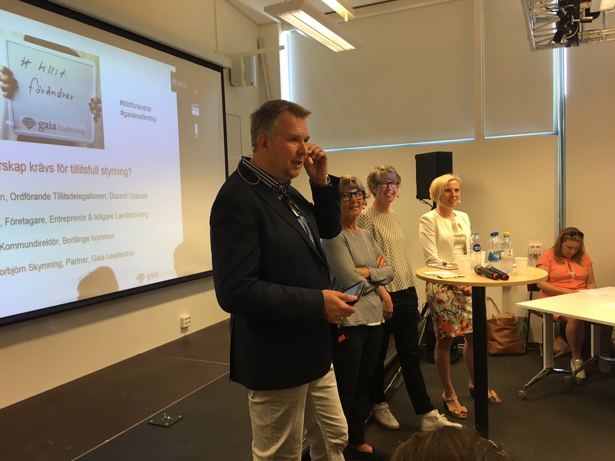 Coachande och modigt ledarskap behövs! #tillitförändrar #Almedalen <a href="/torbjo/">skymning</a> @LauraHartman6 <a href="/KristinaAlser/">Kristina Alsér</a>