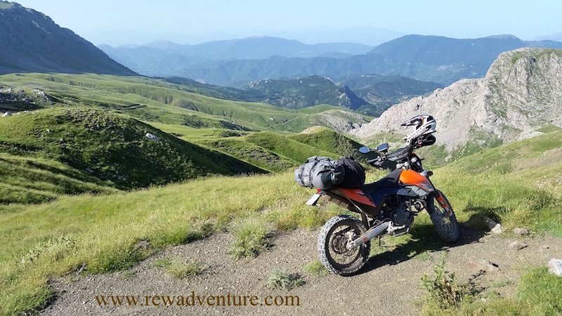rewadventure's tweet photo. Dirty Greece 2017! In progress! 
#rewadventure #Greece #KTM  👉https://t.co/GPr2VFje3X https://t.co/2oKHgXtlKX