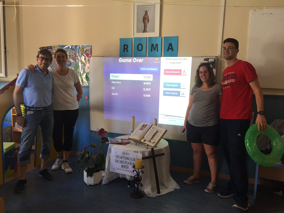 safa_feye's tweet photo. Roma kahoot Educar y Evangelizar son caras de la misma moneda #summer17 @safa_feye @_FEyE_ https://t.co/RoRMmPTQhc