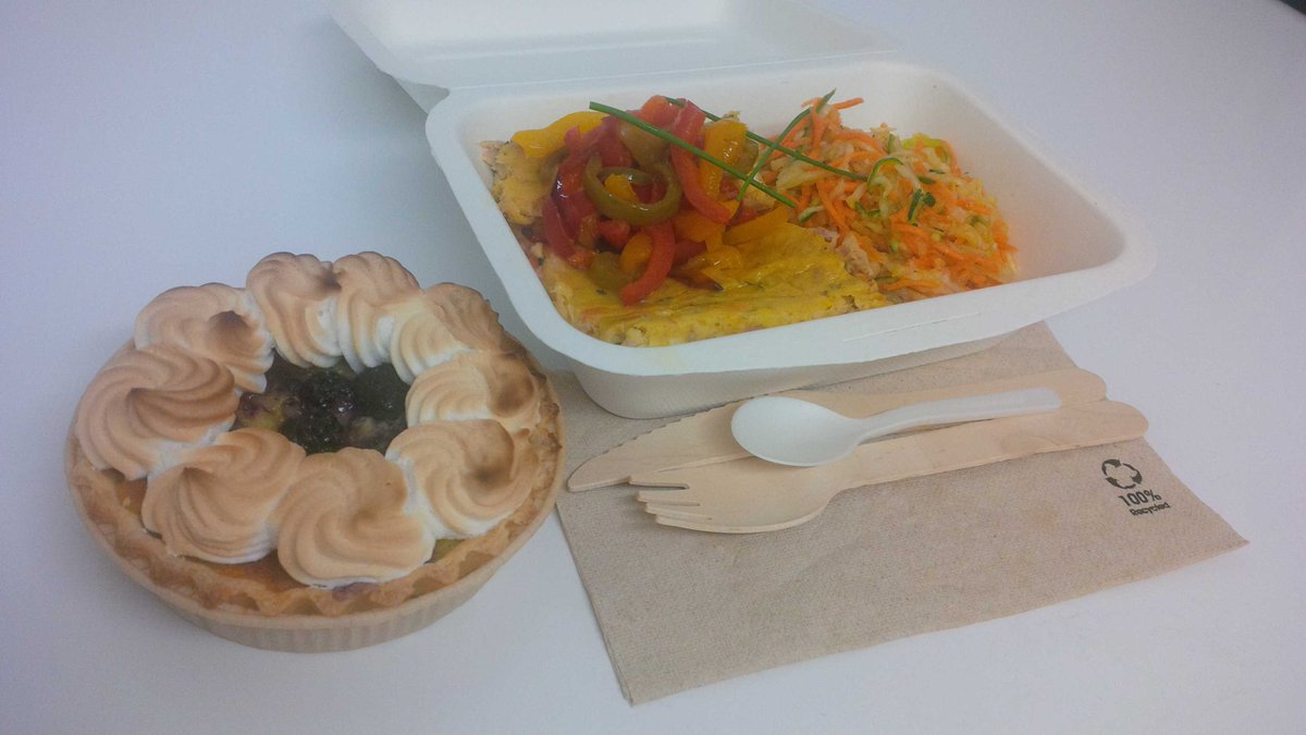 mysweetssaison's tweet photo. C'est l'été chez My Sweet's avec la tortilla tomate feta et thon, la tarte aux mûres grand mère pour le dessert https://t.co/05Xd8FngMP