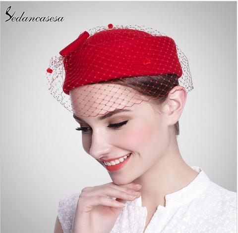 Свадебные шляпки и вуалетки. Шляпка с вуалью. Вуаль для невесты. Свадебная шляпка. Головной убор невесты.