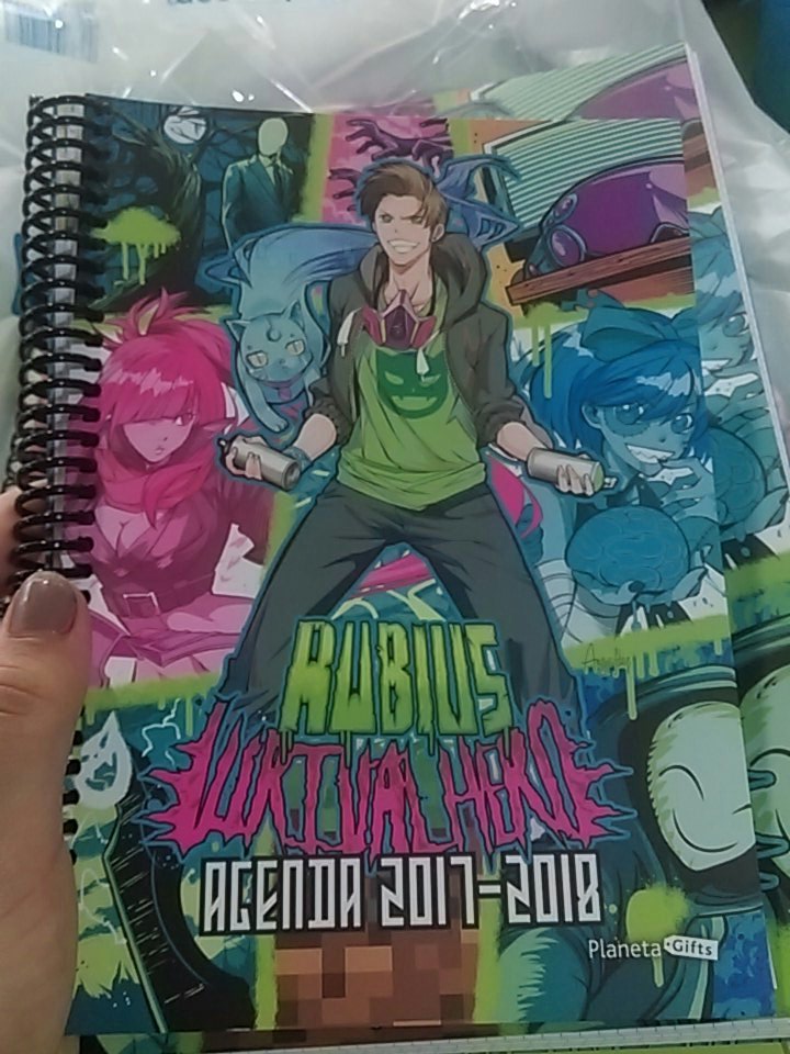 criaturitatfw's tweet photo. @Rubiu5 #virtualhero3 Por fin la tengo y me encanta, es genial enserio😍😍😍 https://t.co/vbFN12oQ0u