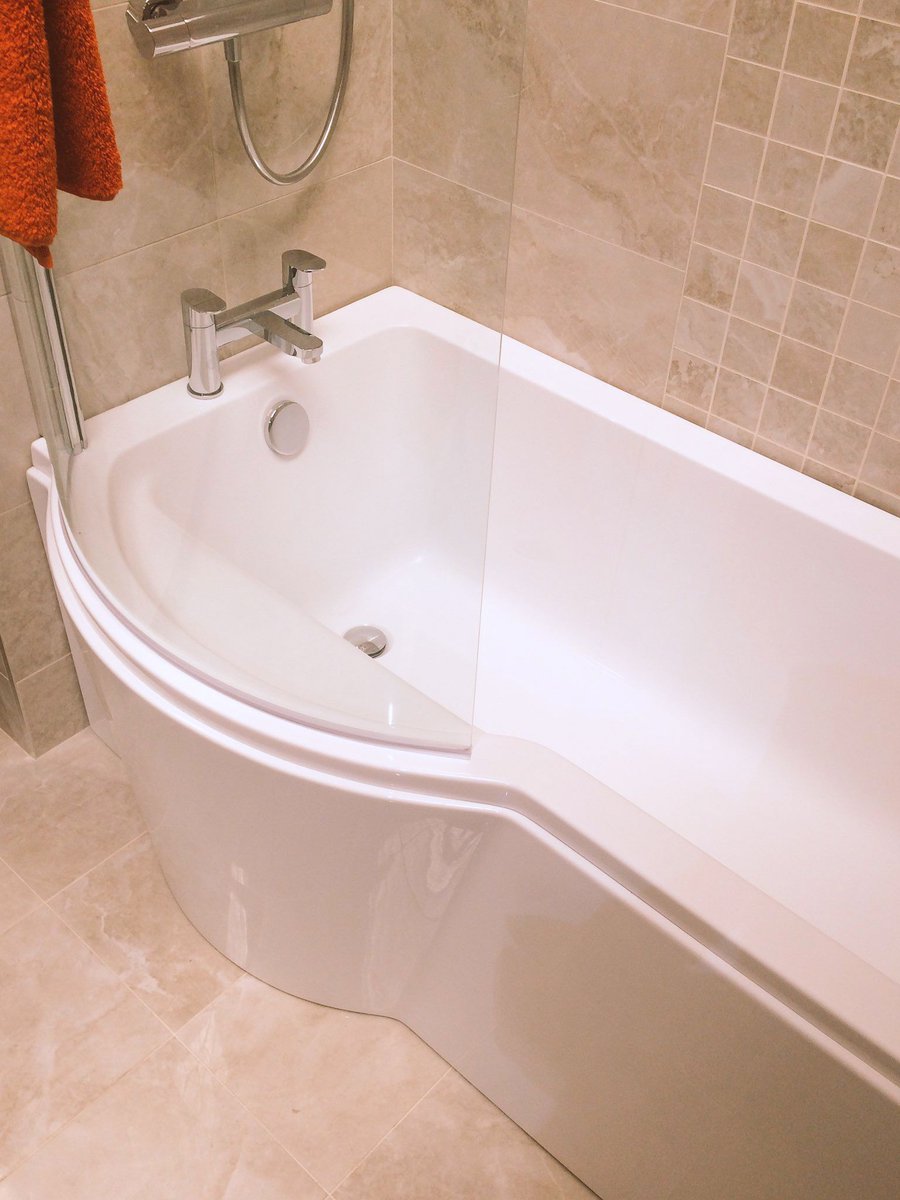 Our @csteelyard_pura visited <a href="/tippersbm/">Tippers</a> #Lichfield, check out some of their displays with Imex, Puracast, Flova and Deuco #PBGstyle 🛁🚽🚰🚿