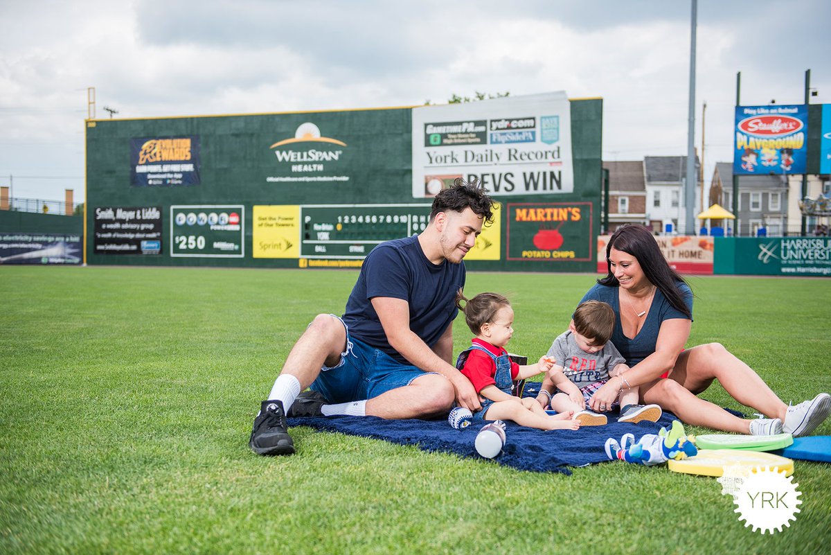YRKMagazine's tweet photo. Be a part of the biggest #July4th celebration in #downtownyorkpa: It's July4York in #yorkpa c/o @EventiveYork. https://t.co/BkrixLKSTn https://t.co/GUAsnwP6vr