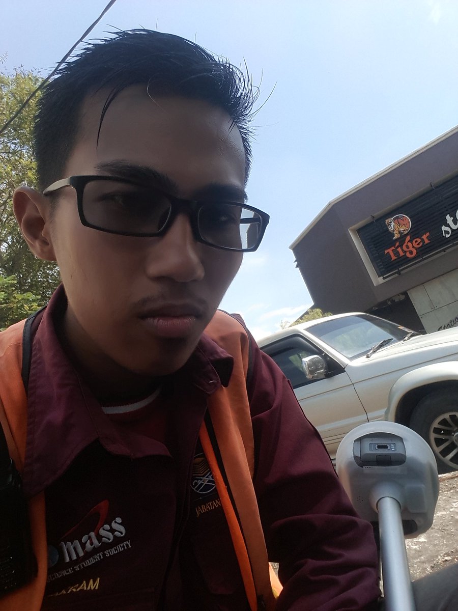 akramz_z's tweet photo. Projek JKR meme terbaikk ahhh . Kalau boleh nak detail tu betul2 DETAIL 😆
#row #south #gps #juru #peneng https://t.co/FOjaOVbF5T