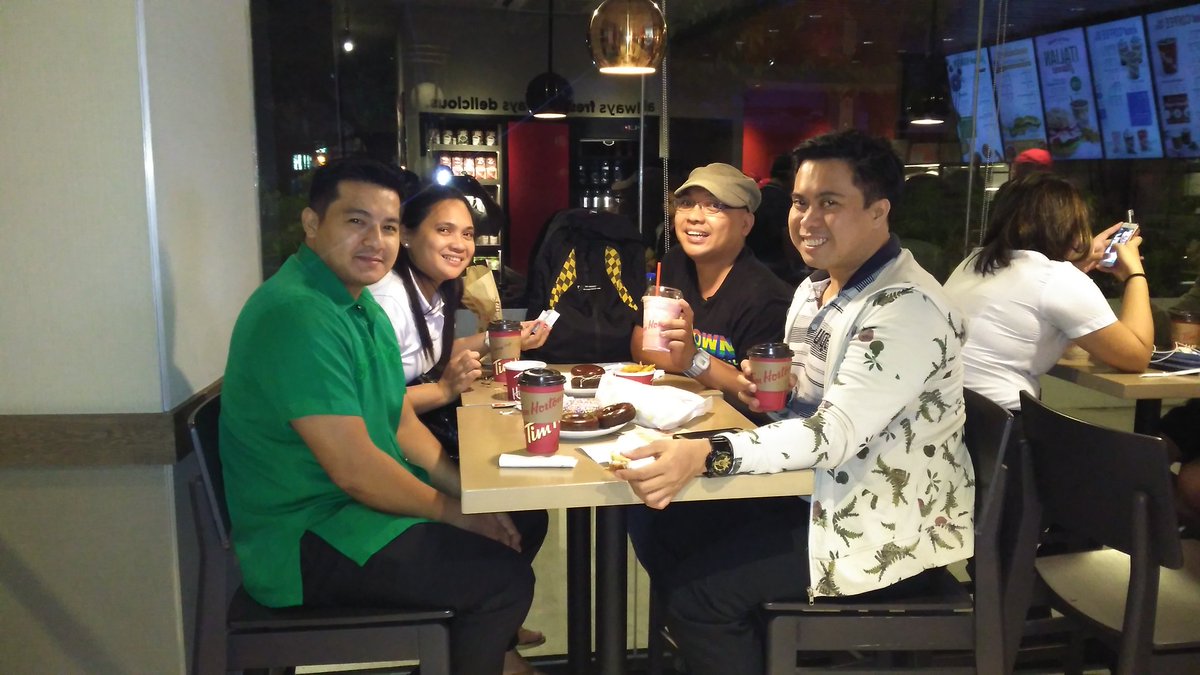 Mega_Amihan's tweet photo. At @TimHortonsPH 's , UN Square Mall (2nd branch in Philippines) ;)
Perfect place to unwind
#MegaAtHomePH #SimplicityMegaBlessed https://t.co/eyzqQyyGVu
