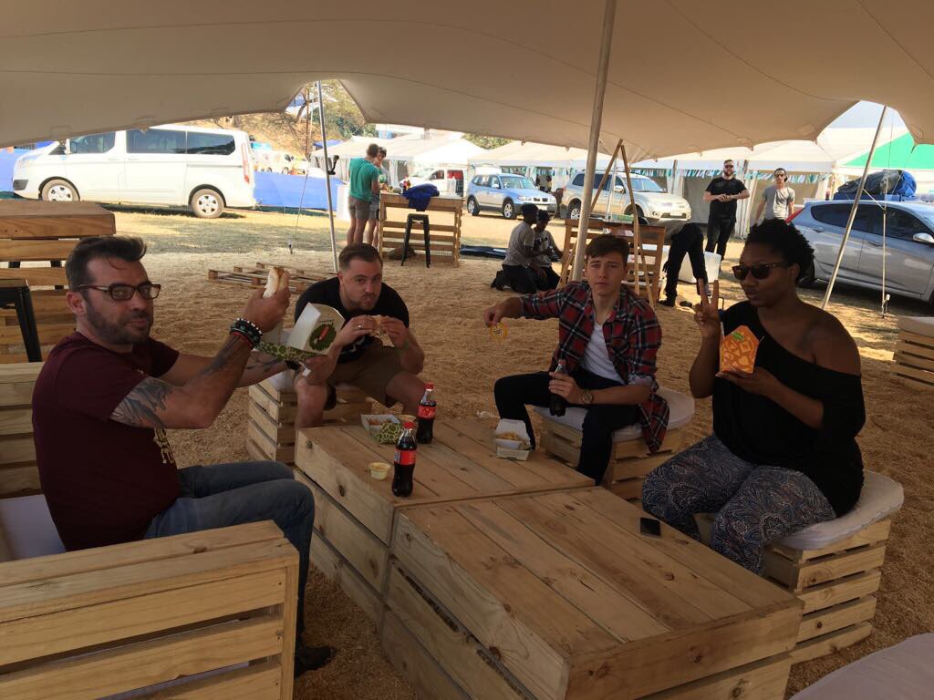 Setting up <a href="/NandosSA/">NandosSA</a> stand <a href="/Innibosfees/">Innibos Kunstefees</a> - Nando's for lunch anyone? A brand dedicated team😂#Innibos2017 #TheRabbitWay