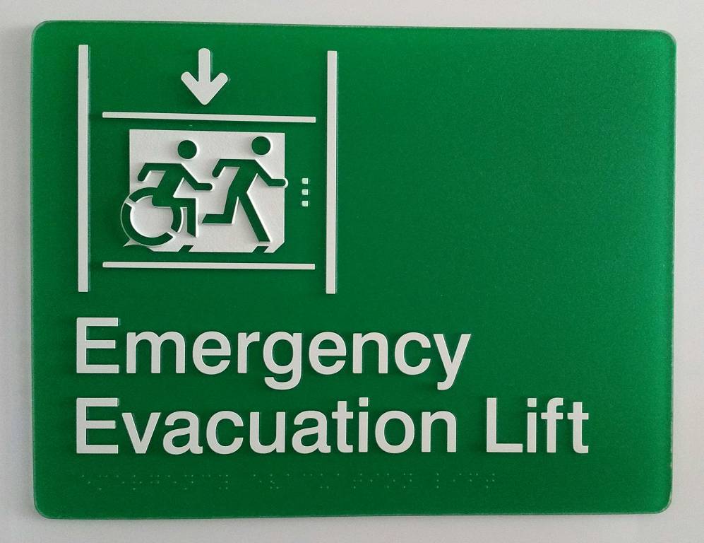 firesafety4all's tweet photo. IF ONLY 1 #FireProtected #Staircase In Medium+HighRise #ResidentialBuildings > #FireEvacuation #LIFTS MUST IMMEDIATELY BE INSTALLED !! #SFE https://t.co/OrfULR69kQ