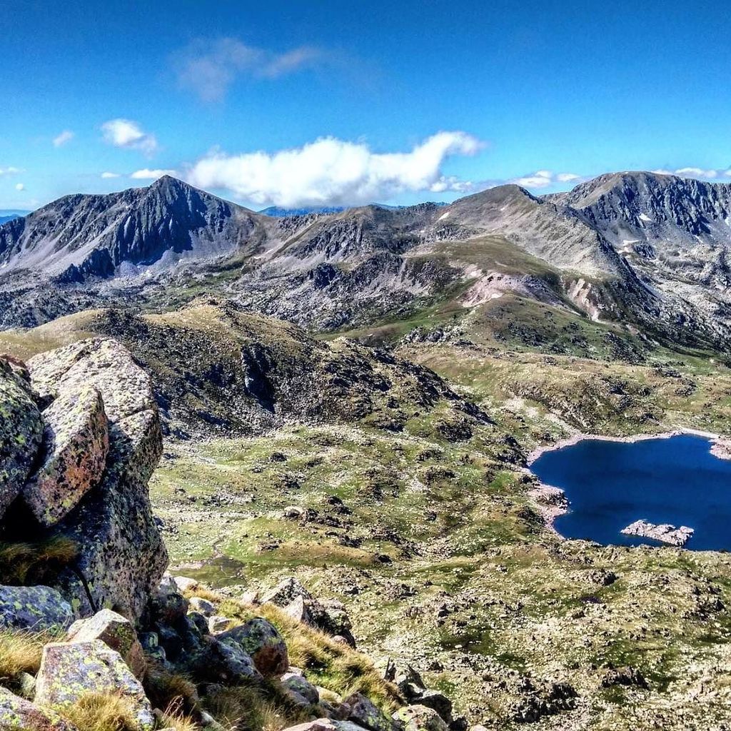 LugaresdeLibro's tweet photo. #andorra #circdelspessons #AD #ruta #route #landscape #highlights #top #awesome #instagramers #instagram #lugaresdelibro #nofilter #nicesho… https://t.co/rTELIjIrBS