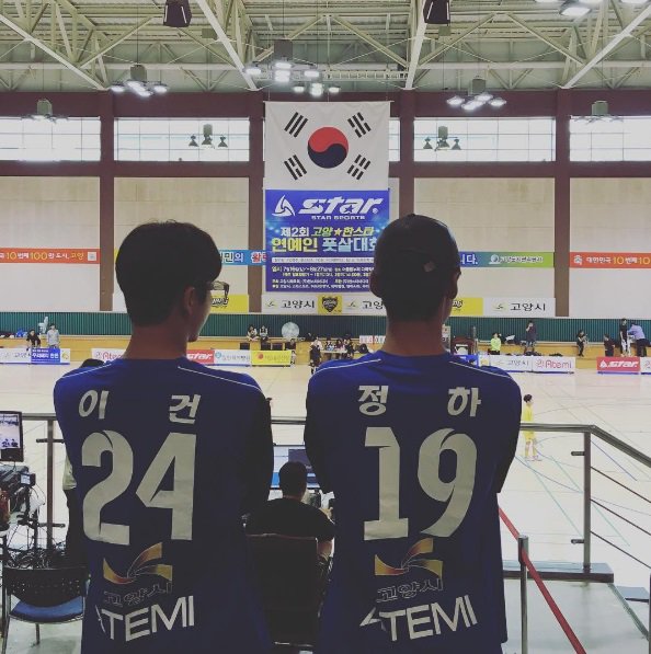 BEATWIN_JP's tweet photo. #ジョンハ #fcアベンジャーズ #芸能人フットサル大会  
https://t.co/HRcoZlj0RG https://t.co/EgjfipmulD