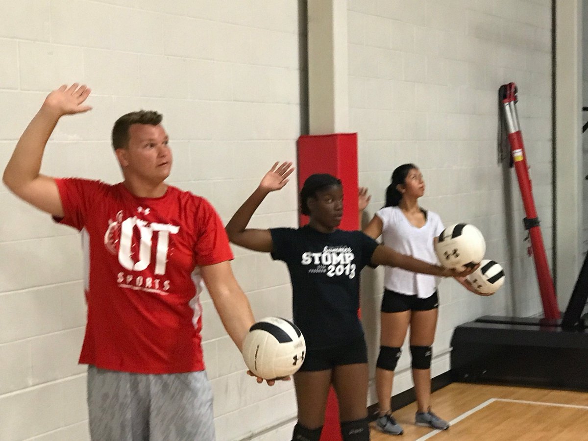 Overtime_Sports's tweet photo. Great day with campers, followed by great work put in by our OT Fit class, Sports Performance, and volleyball. #workin #summerwork https://t.co/JlM16b7db1