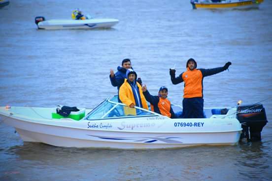 turismolapazer's tweet photo. LA FIESTA VARIADA DE RÍO SIGUE CRECIENDO
Ayer se llevó adelante la XXVII Fiesta Nacional de pesca variada con 112 🚤
#PescaVariada #LaPaz https://t.co/TvdcljpK3T