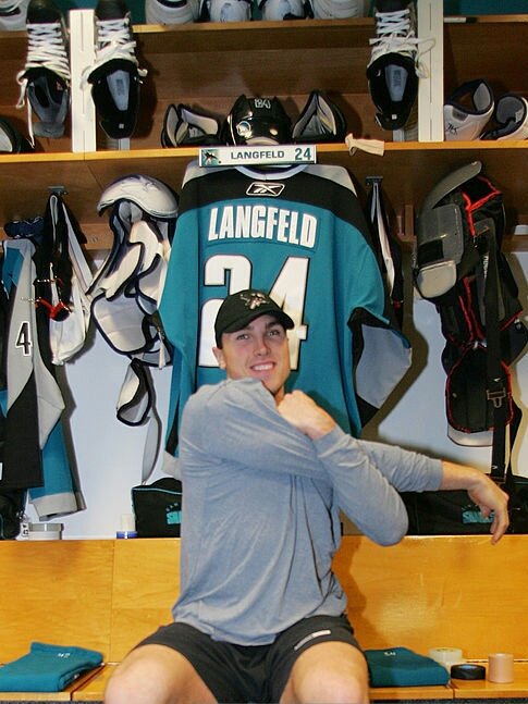 Happy 40th Birthday to alumni forward Josh Langfeld. 