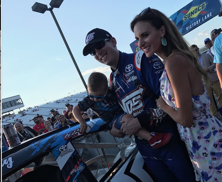 XfinityRacing's tweet photo. RT for your chance to WIN a signed #XFINITYSeries @KyleBusch hat! #VLSweepstakes Ends 11:59pmET 7/16 Rules https://t.co/0gZwczoyW9 https://t.co/C3XBX2RkdK