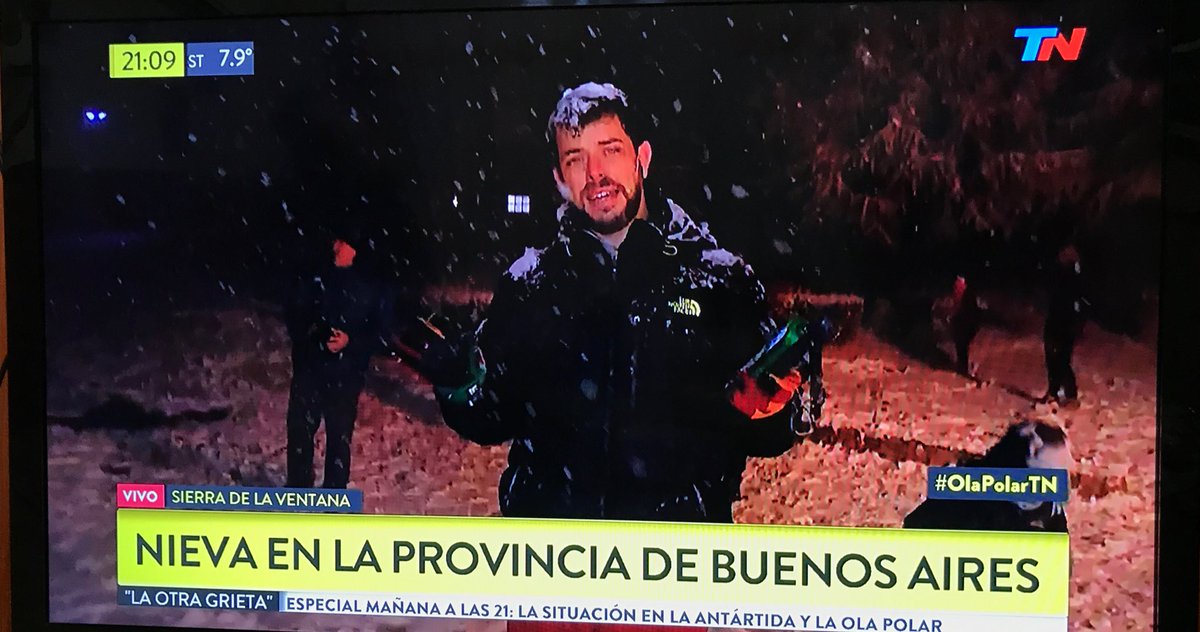 olrargentina's tweet photo. AHORA. Nieva en Sierra de la ventana (provincia de Buenos Aires) ❄️ https://t.co/tYzIaMk47F