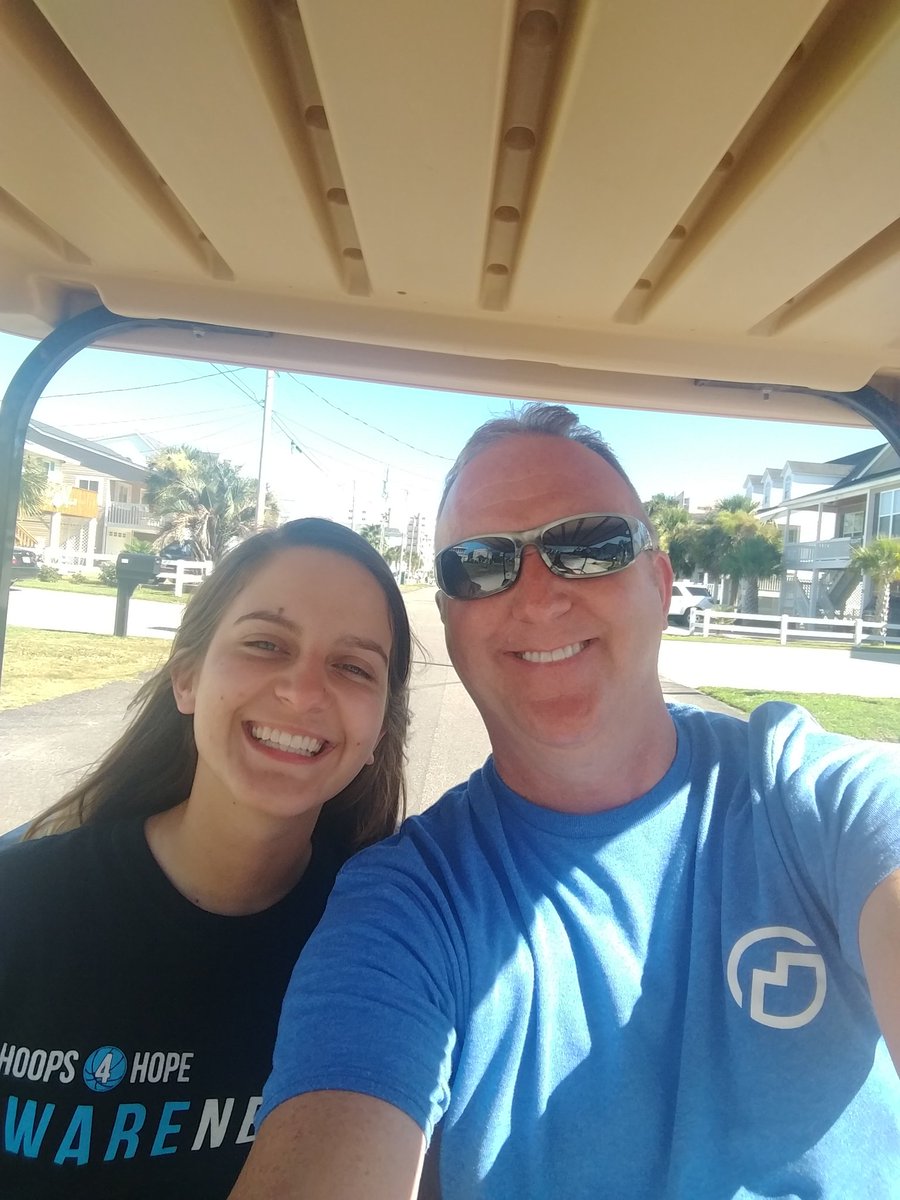 Russell_L_Hall's tweet photo. What a wonderful week with these 2 amazing ladies. Only thing that would have made it better would have been if Logan was able to be there https://t.co/jHufS8iArW