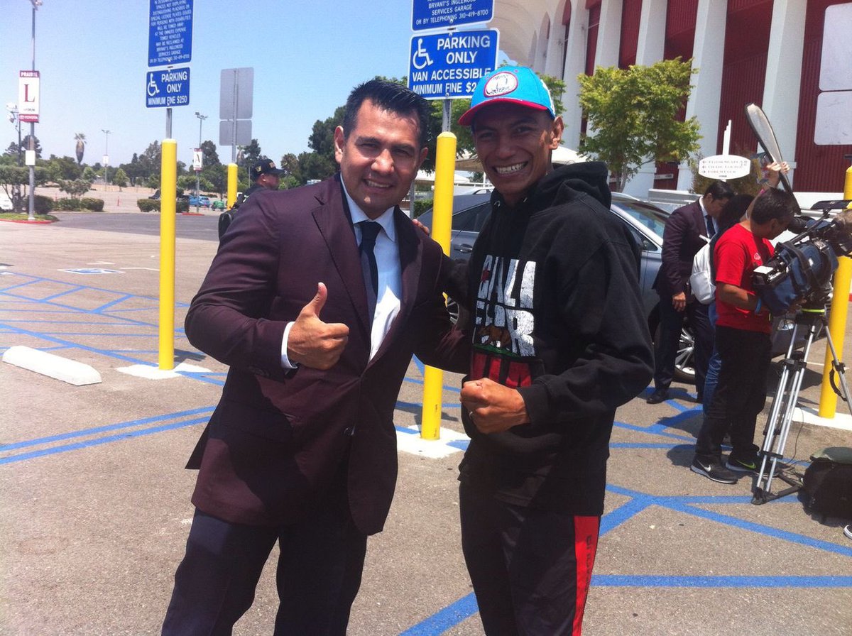 Boxeo de Gala tweet media