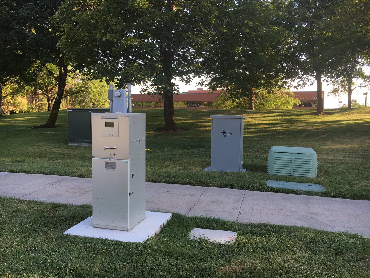 spookperson's tweet image. robot cemetery