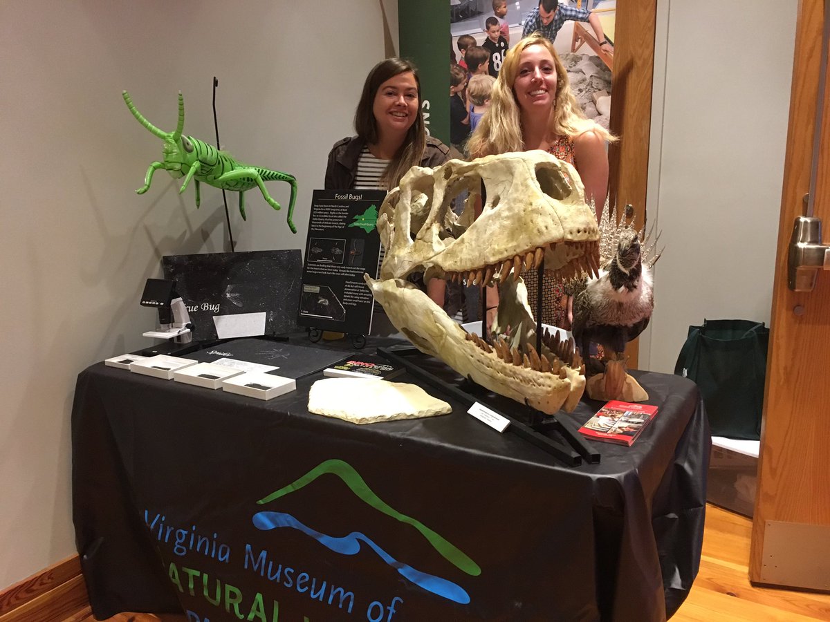 Alex Hastings Vmnh Paleo Had A Great Time Talking Dinos Today At The Schiele Museum In Gastonia Nc For Their Dino Safari Day