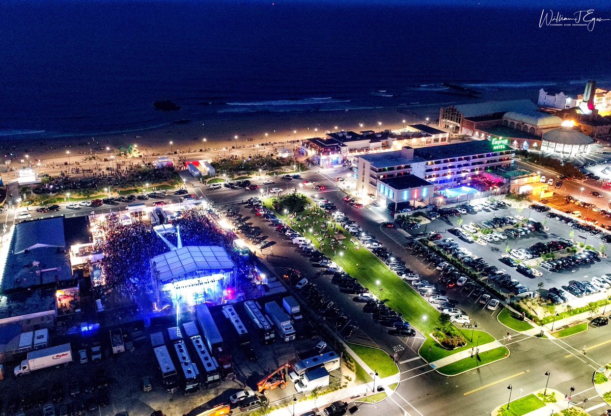 Different_Scope's tweet image. Amber is the color of your energy 🕺🏼