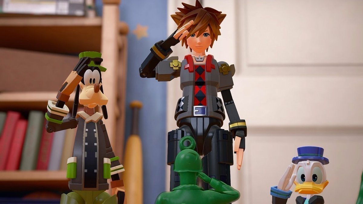 IGN's tweet image. Director Tetsuya Nomura hints that Sora will not be the only playable character in @KingdomHearts 3: ign.com/articles/2017/…