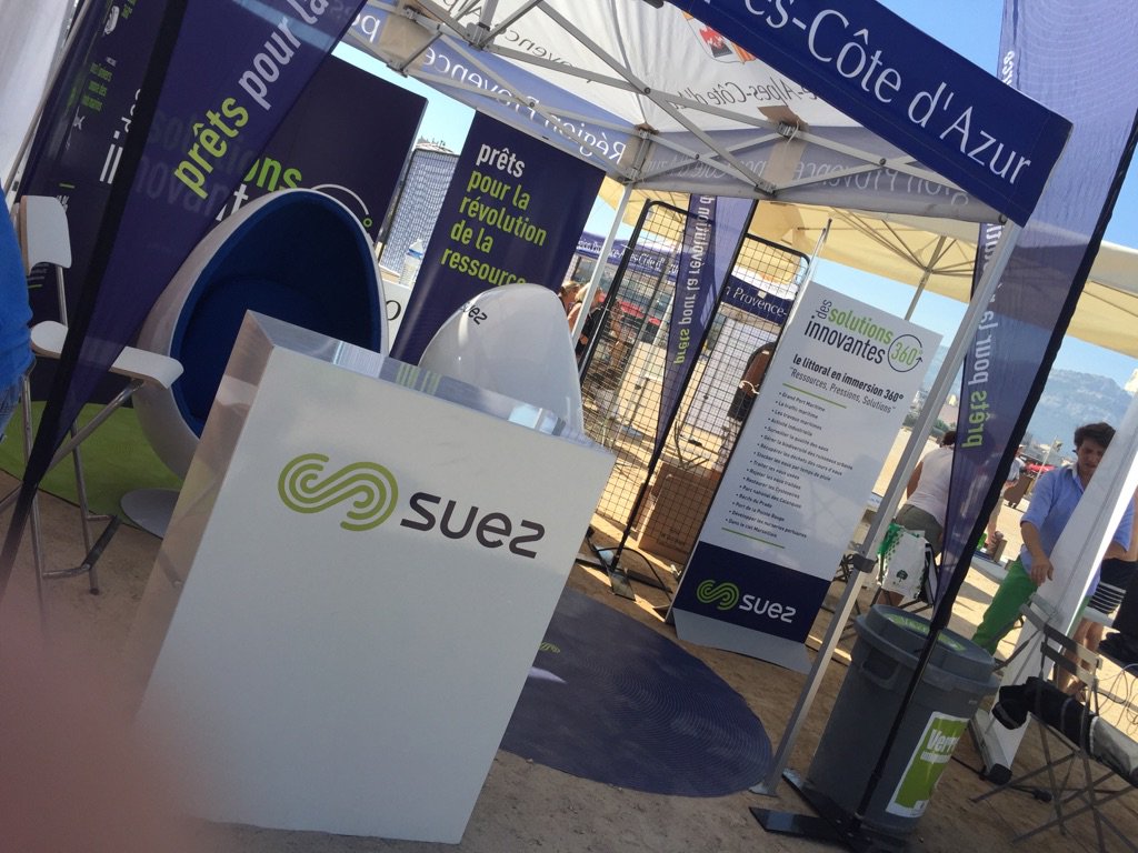 f_costes's tweet photo. LT Tournée des plages #RegionZeroDechet @regionpaca à @marseille Venez découvrir le #littoral en immersion 360 avec @suezFR #suez4ocean https://t.co/63Ow8UuC49