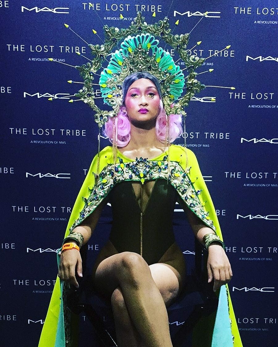 karibkollective's tweet photo. Shari does it again! #THELOSTTRIBE #maccosmetics #shopshari #trinidadcarnival2018 https://t.co/EE3Aieh90j