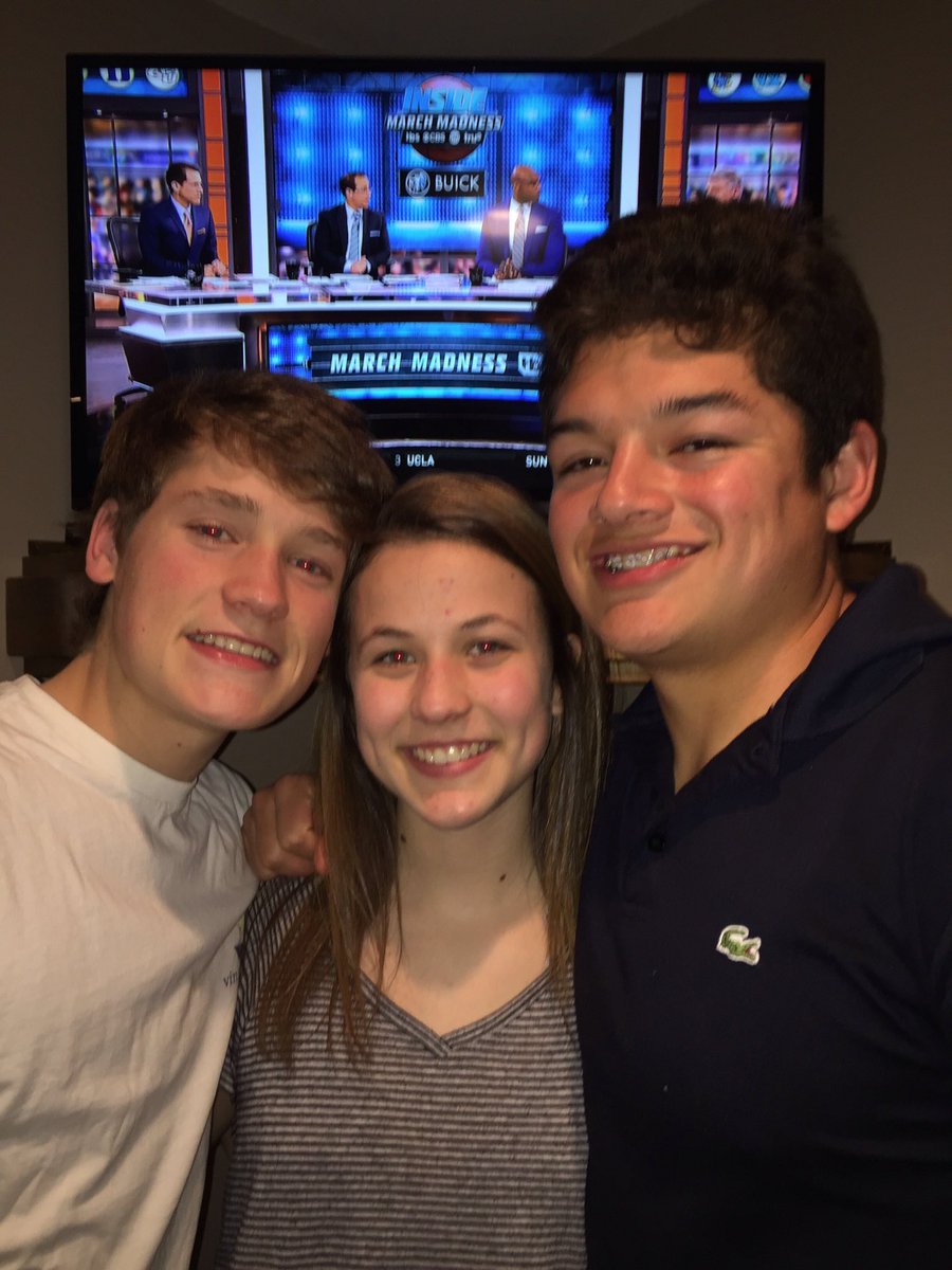 wswanson25's tweet photo. Happy birthday @grace_jacobs18 thank you for encouraging the nae nae and I will always love your brothers more than you #hsforever https://t.co/swglrBJBg6