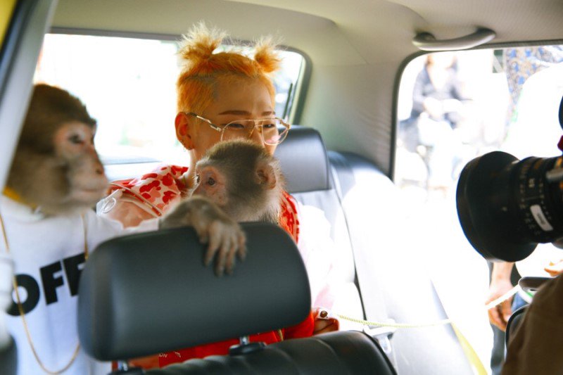 blockb_buzz's tweet image. [STARCAST] “You won’t be able to ignore this artist!”… EXCLUSIVE! ZICO’s M/V shooting for “ARTIST” #zico #ukwon blockb-buzz.blogspot.co.id/2017/07/starca…