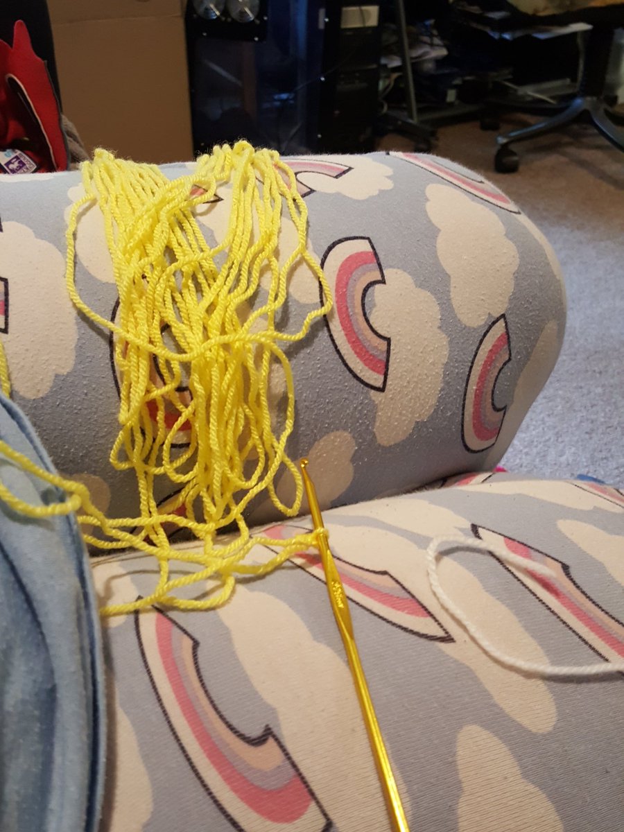 Joeycreature33's tweet image. Crocheting a Giraffe for Ben's teacher while watching a mix of @knorppandsouth, #lessjunk,more journey and Trent and Siobhán. Perfect day.