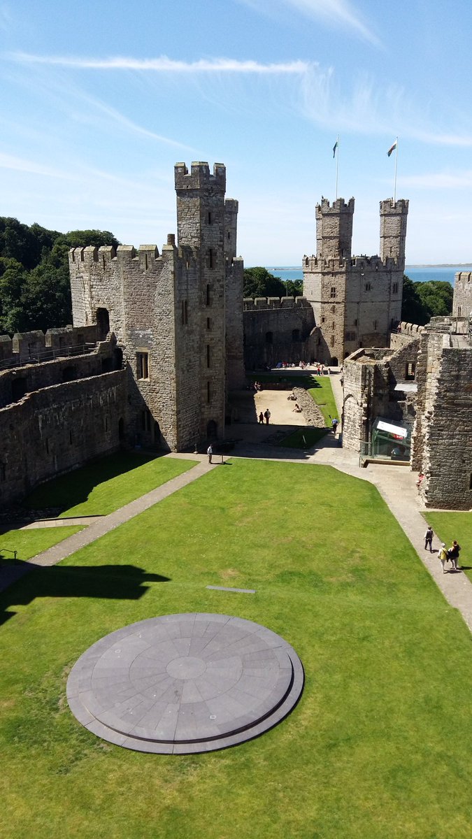 Edward7Jamie's tweet photo. Tour of wales complete 😎 #visitwales #tourofwales New Quay-Aberystwyth-Caernafon-Beaumaris-Bangor-Llandudno and a drive through Snowdonia 😍 https://t.co/UnHOrg9rpP