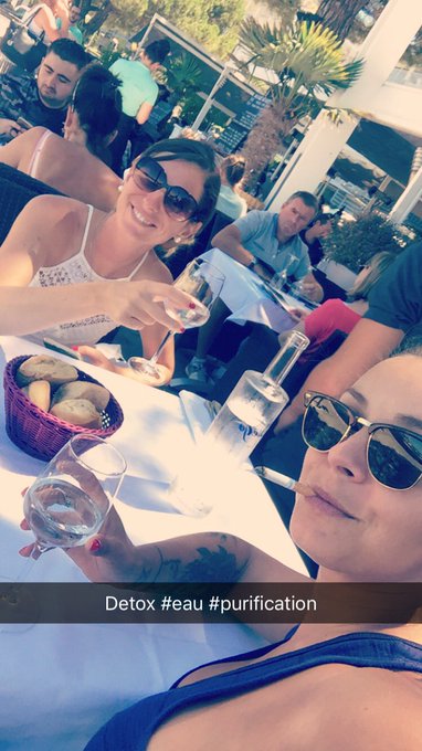 Hier on a trop bu donc ==>arcachon detox https://t.co/y4FNaF5k4c<a href="/tag/showbikemontalivet"class="tags"><span>#showbikemontalivet</span></a>