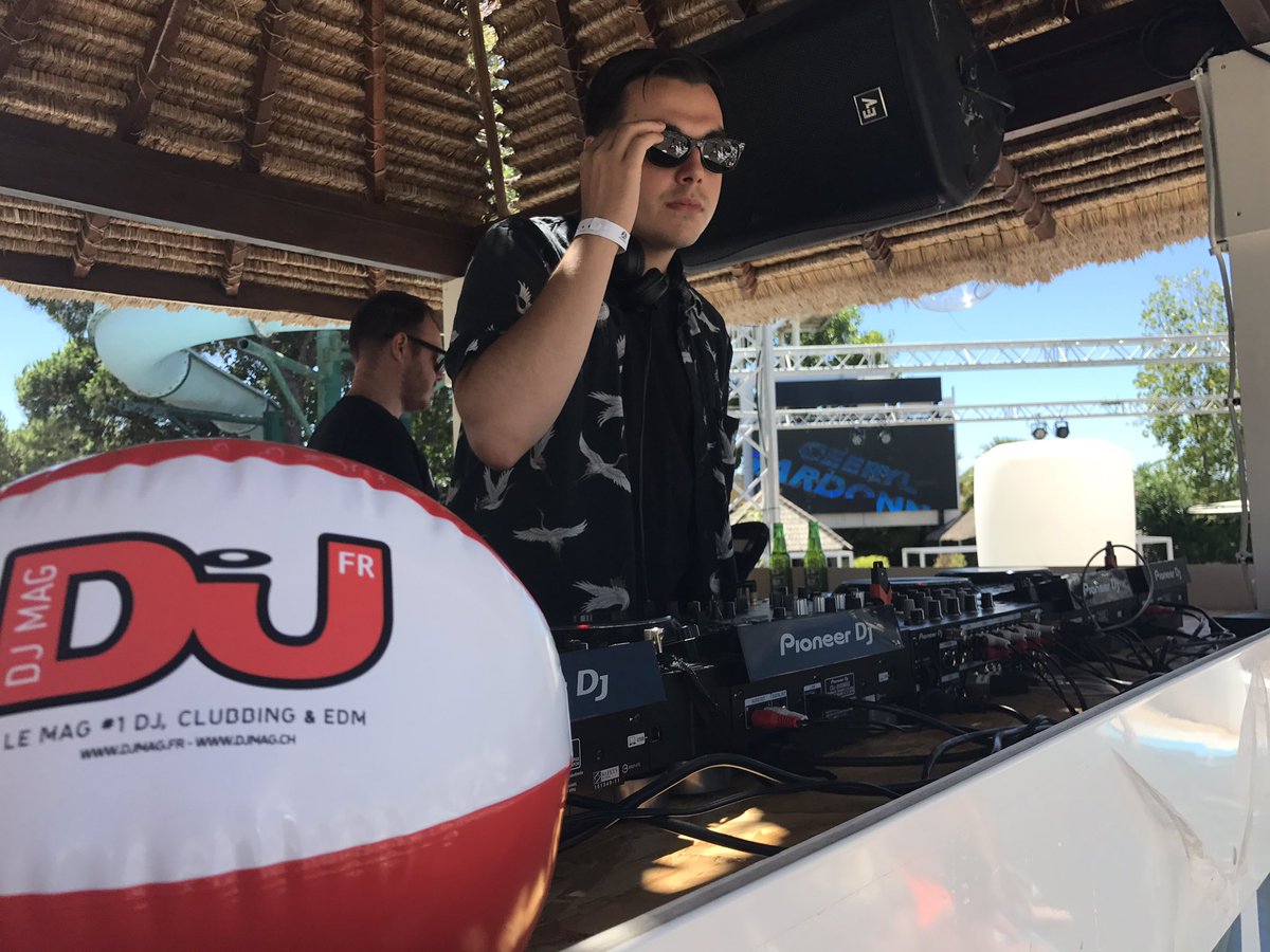 djmagFR's tweet image. . @watermatmusic n'ayant pas pu venir aujourd'hui, c'est @aslovemusic qui prends les platines de la Marina #EMF2017