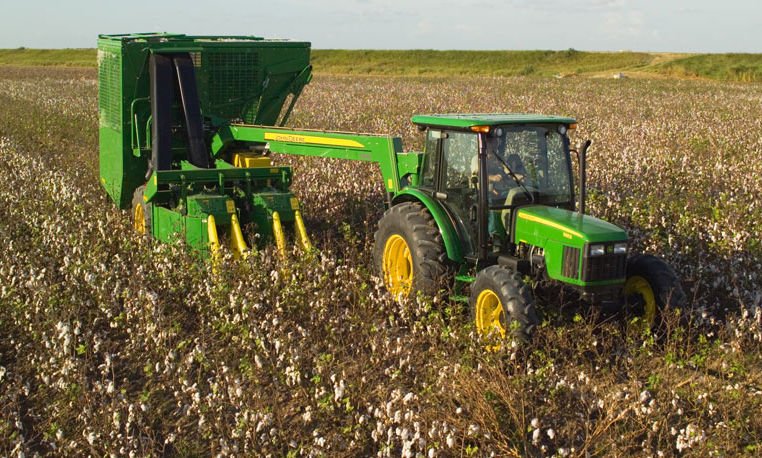 apelasyon's tweet photo. #Conservis ile #JohnDeere tarım makineleri verilerinin sisteme otomatik geçişini sağlayan birlikteliği açıkladı. https://t.co/ub0wNw5FAB https://t.co/hqzy8mr59R