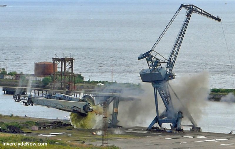 inverclyde_now's tweet photo. The cranes at Inchgreen Dock, Greenock were demolished by explosion on Sunday morning 
|  More at https://t.co/aRuXY514YJ https://t.co/H1nTC1GW07