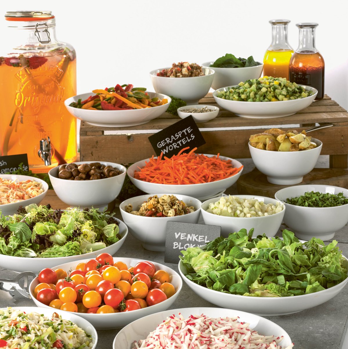 Haal meer uit je #saladebar! Hiermee bied je volop variatie en speel je in op de trend van duurzaam, gezond &amp; gemak: bit.ly/2tQyR98